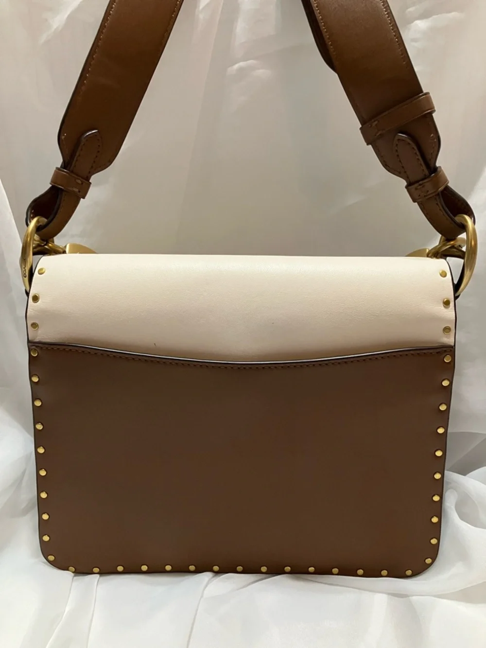 Beat Bag Colorblock Gold Rivets - Picture 2 of 11